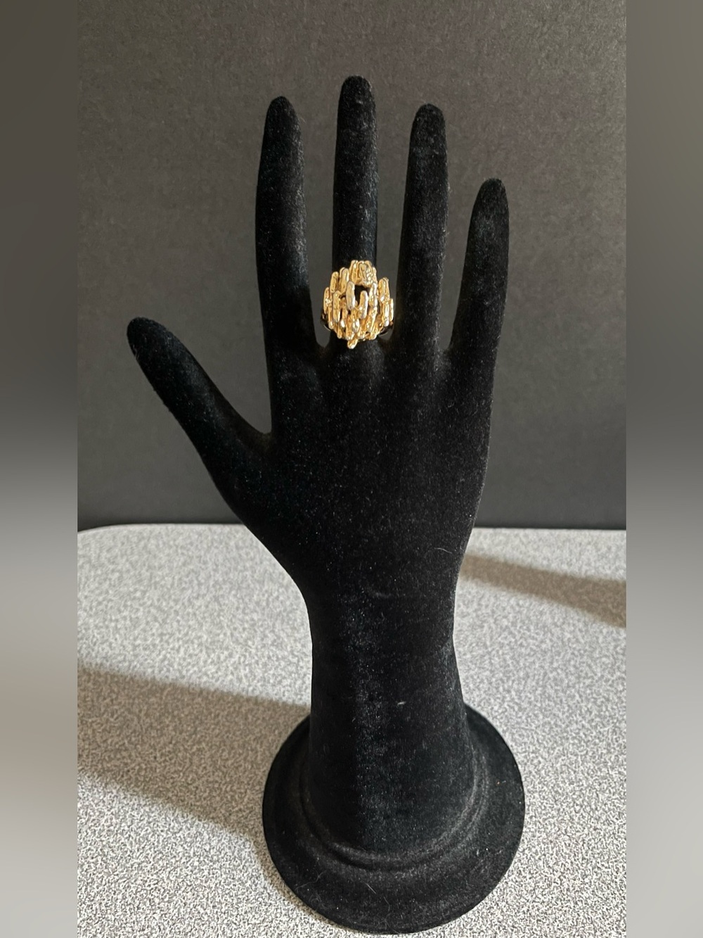 Elegant Gold-Tone Textured Statement Ring  Size 8